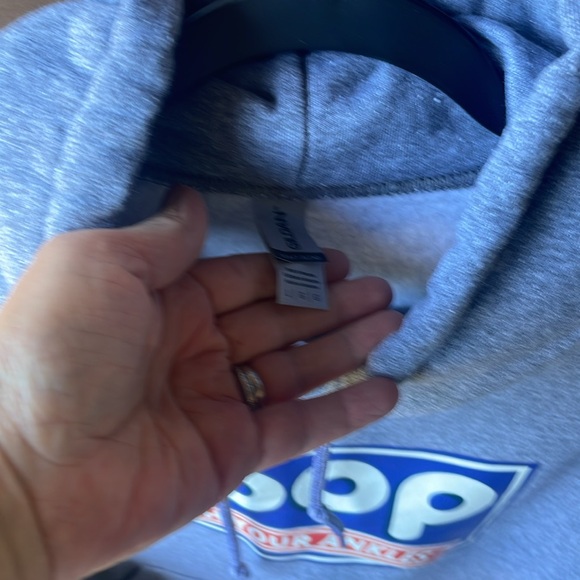 Fun basketball hoodie - Picture 2 of 3